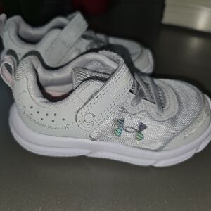Girls' Under Armour Infant Assert 10 Girls Running Shoes